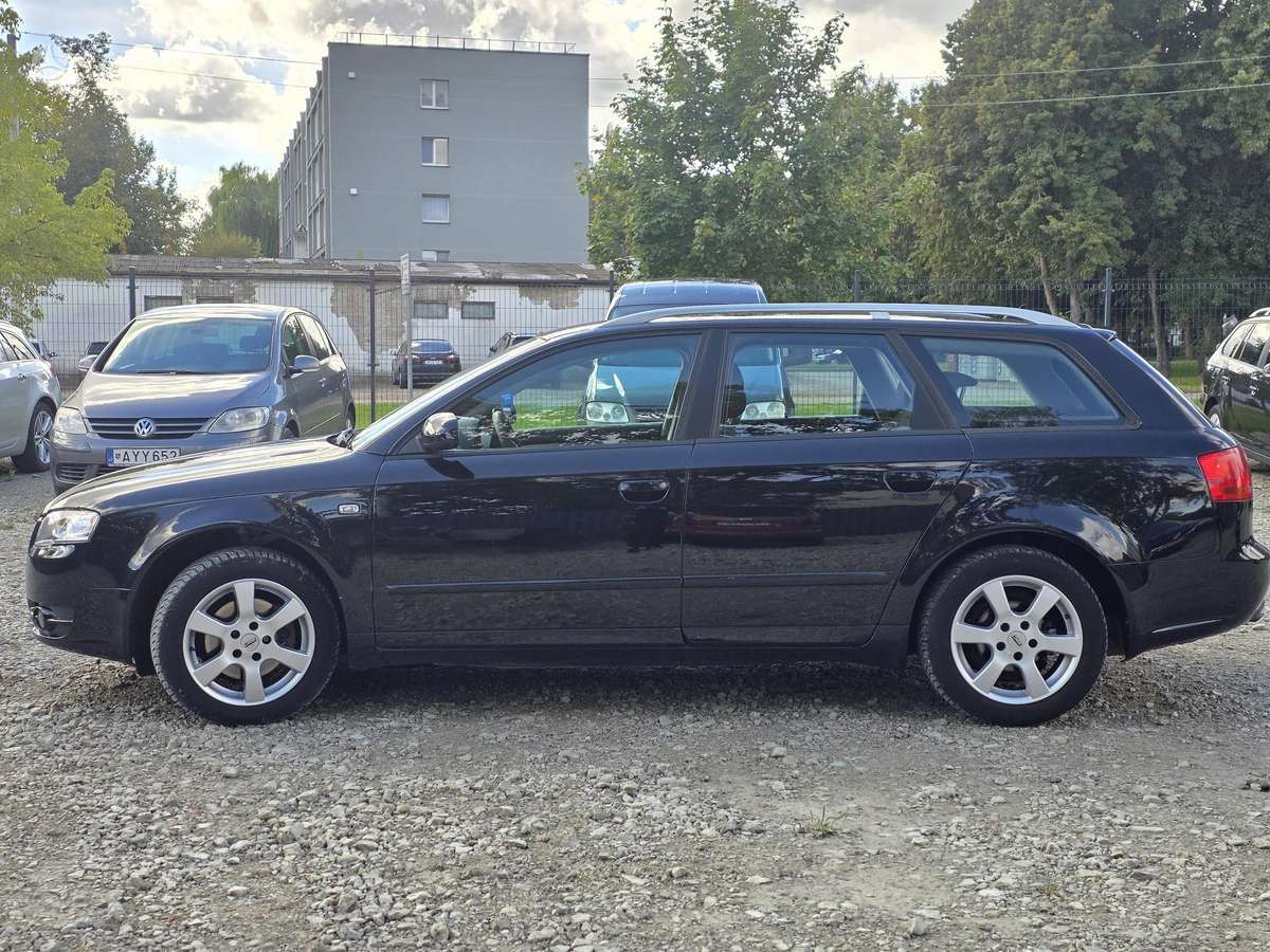 Audi A4 2007 — photo 8