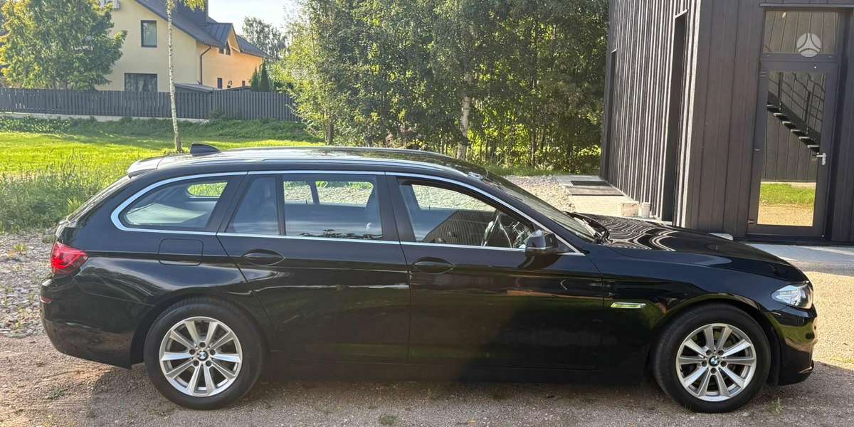 BMW 520 2013 — photo 15
