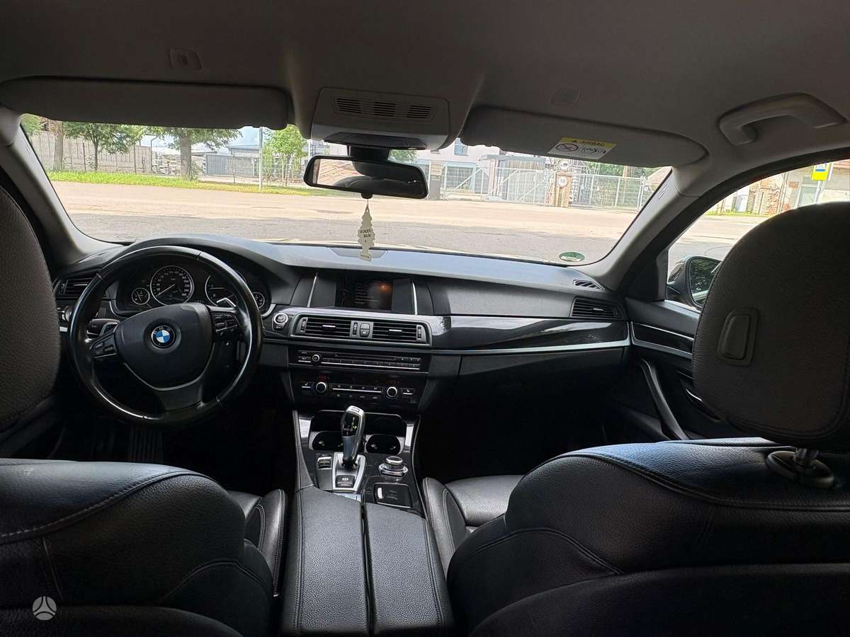 BMW 520 2013 — photo 5