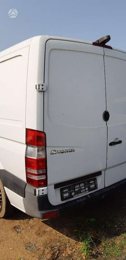Mercedes-Benz Sprinter 2009 — engine 2143 cm³, 129 HP (95kW)