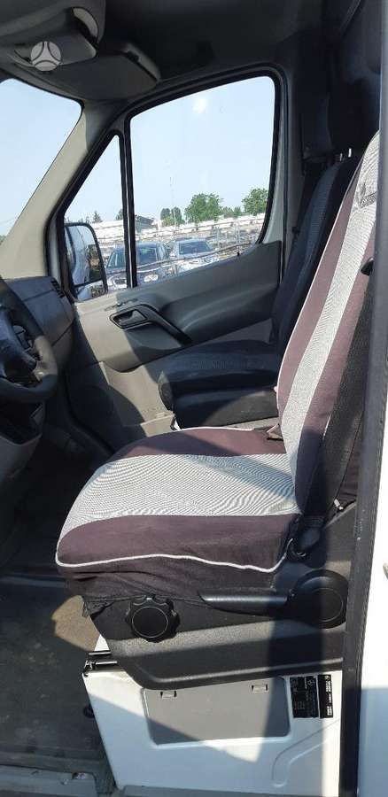 Mercedes-Benz Sprinter 2009 — photo 7