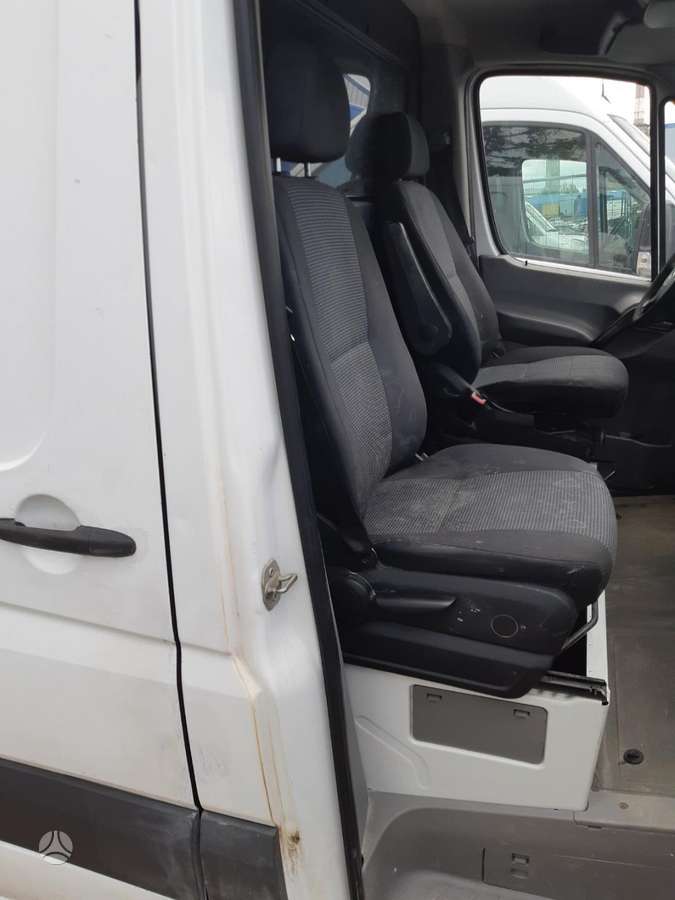 Mercedes-Benz Sprinter 2009 — photo 9