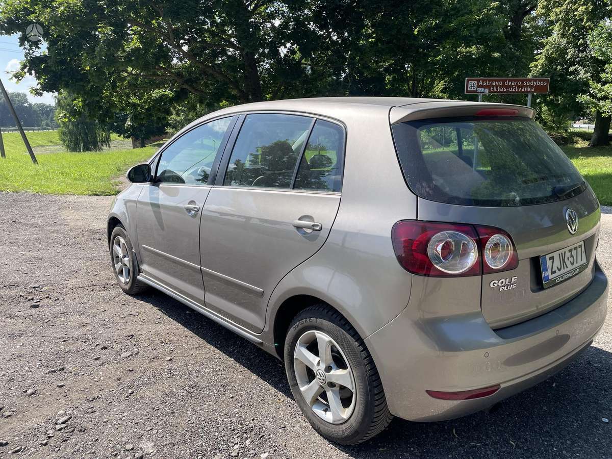 Volkswagen Golf 2010 — photo 7