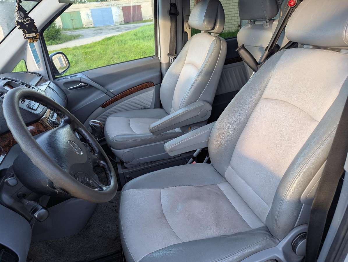 Mercedes-Benz Viano 2005 — photo 13