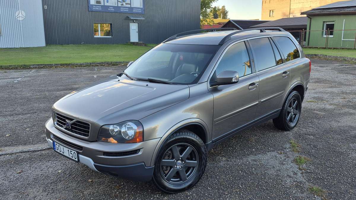 Volvo XC90 2008 — салон