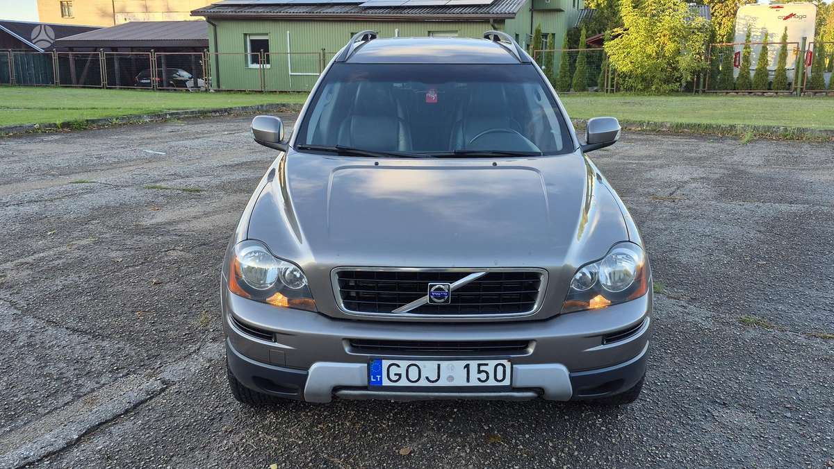 Volvo XC90 2008 — двигун 2401 cm³, 185 HP (136kW)