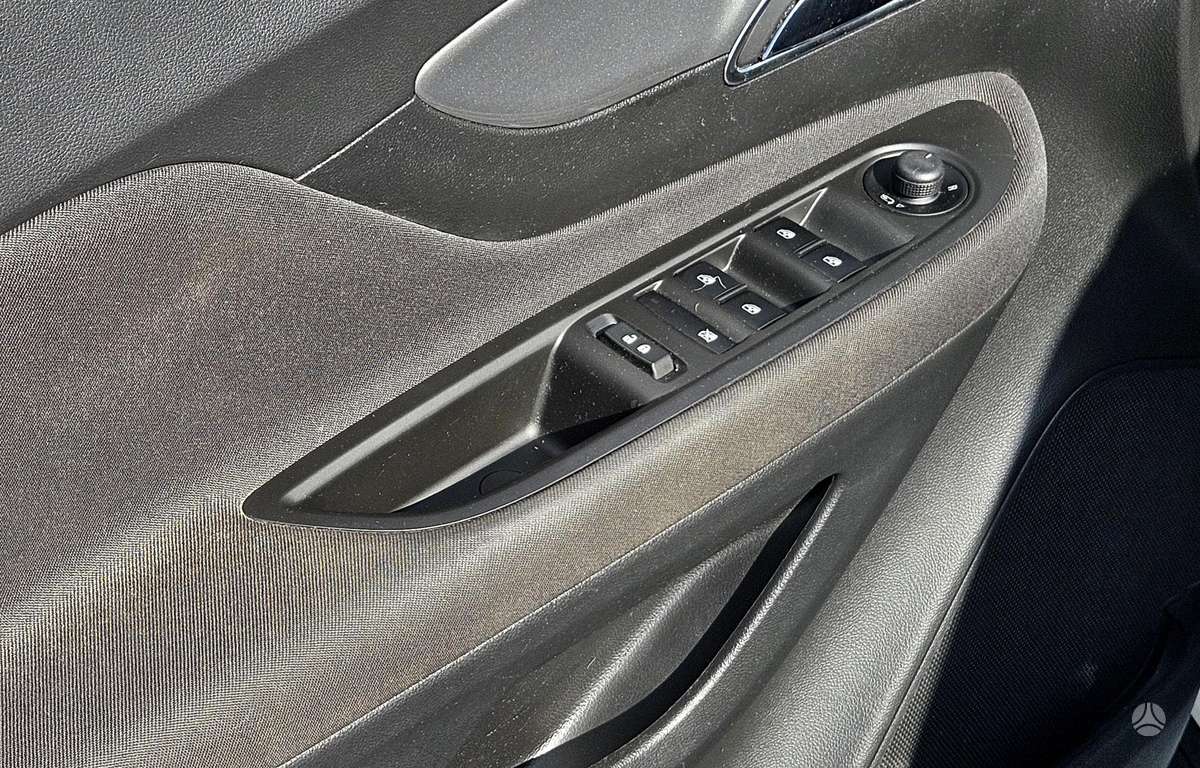 Opel Mokka 2013 — photo 15