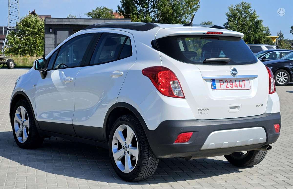 Opel Mokka 2013 — interior