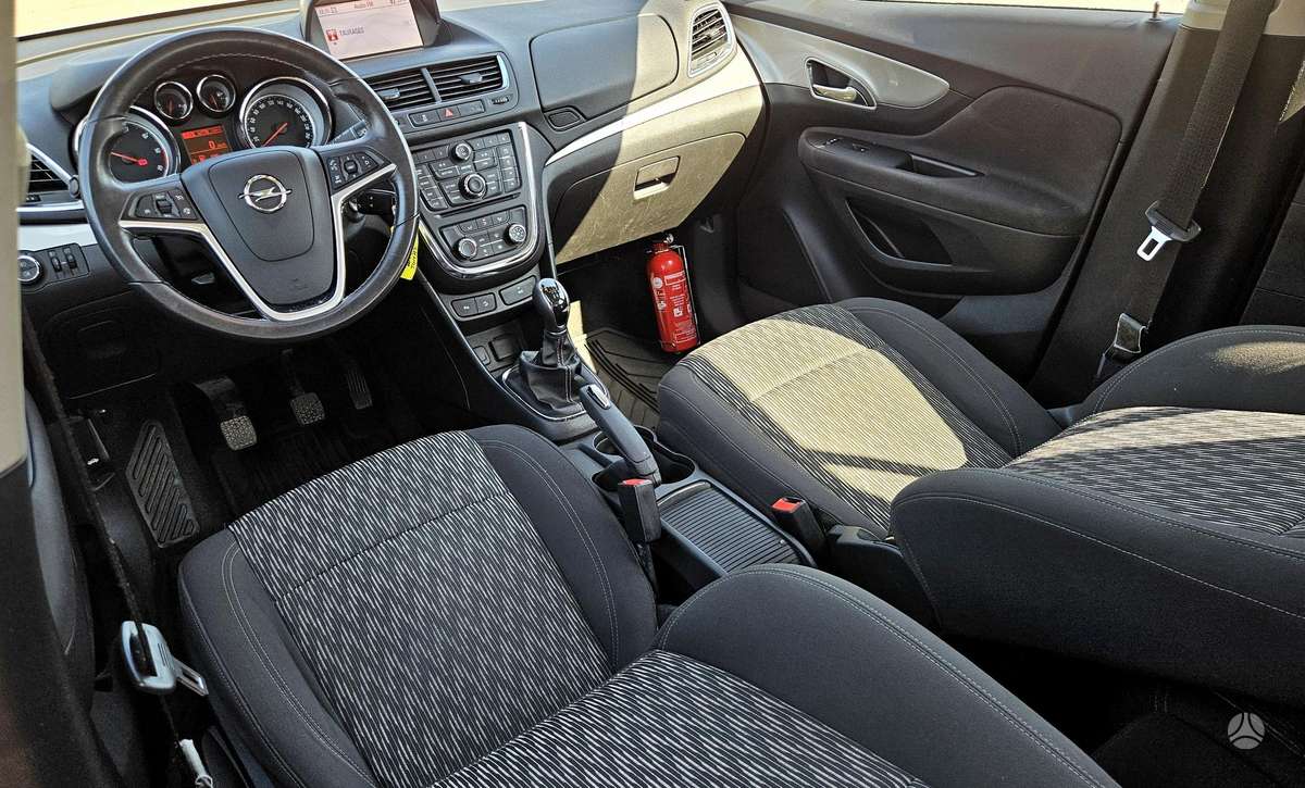Opel Mokka 2013 — photo 9