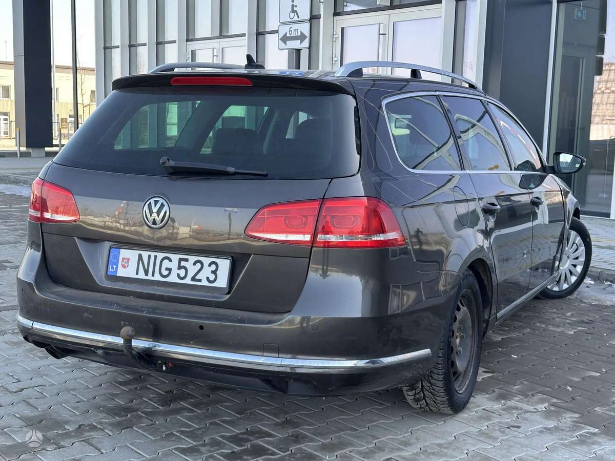 Volkswagen Passat 2012 — photo 6