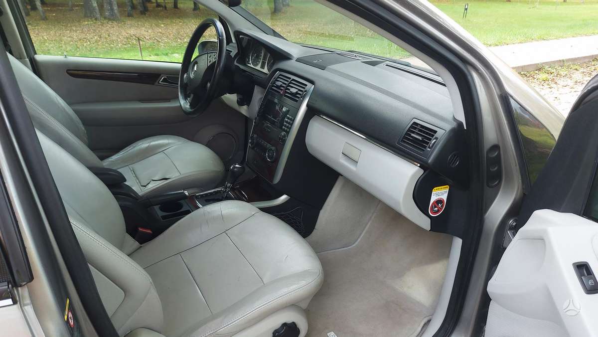 Mercedes-Benz B200 2005 — photo 10