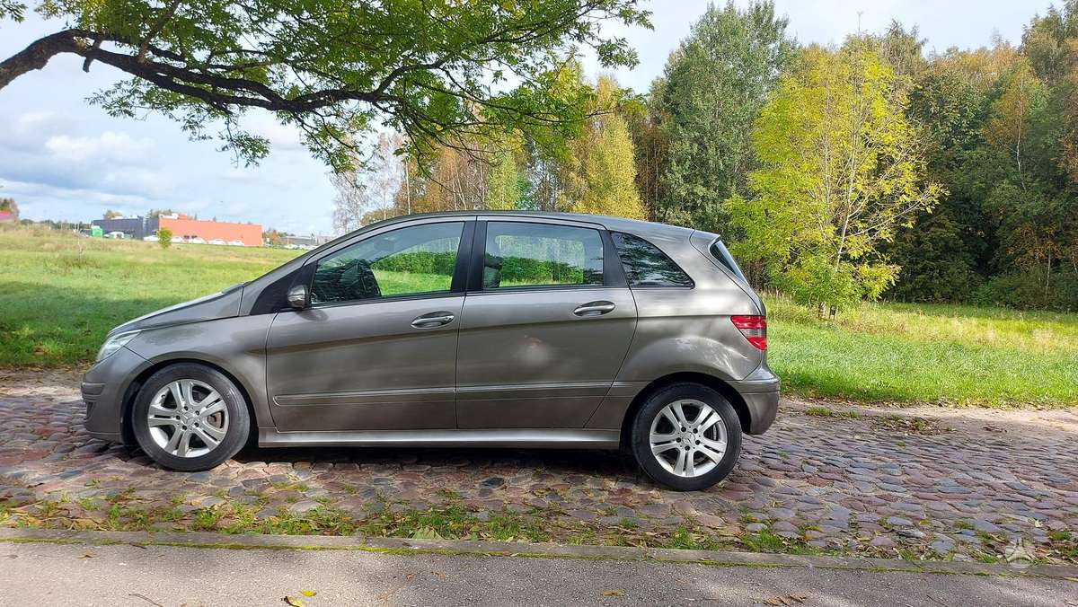 Mercedes-Benz B200 2005 — photo 8