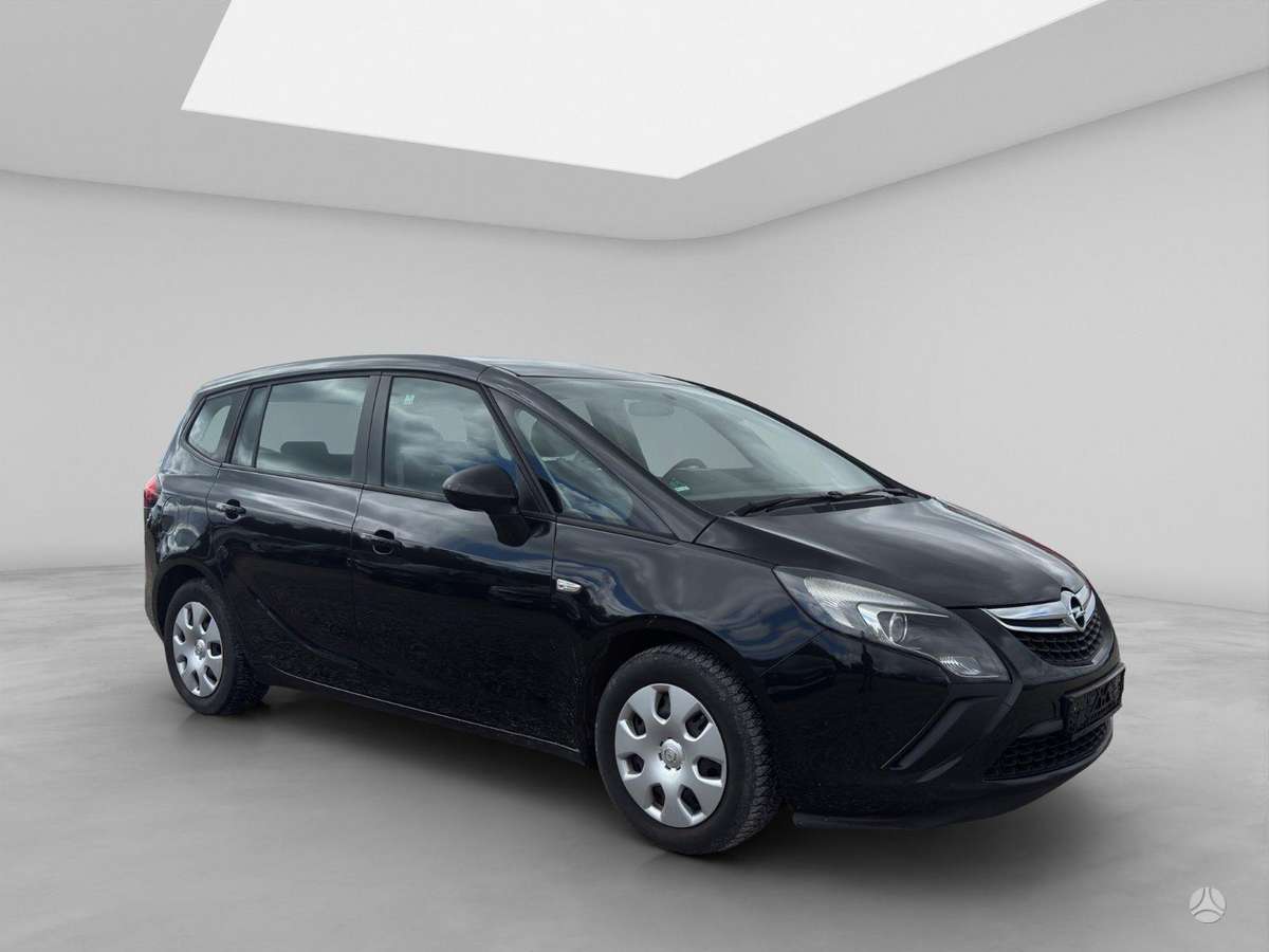 Opel Zafira 2015 — фото 8