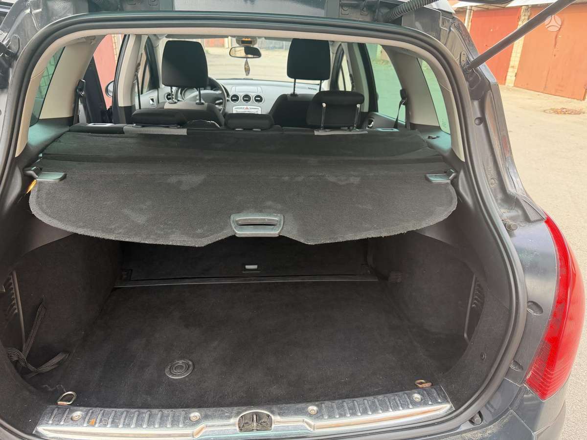 Peugeot 308 2012 — photo 12
