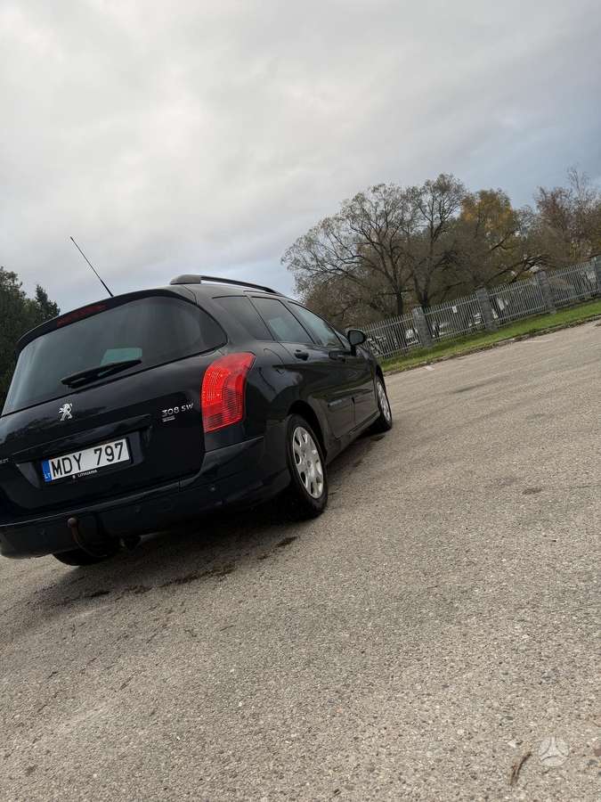 Peugeot 308 2012 — photo 7
