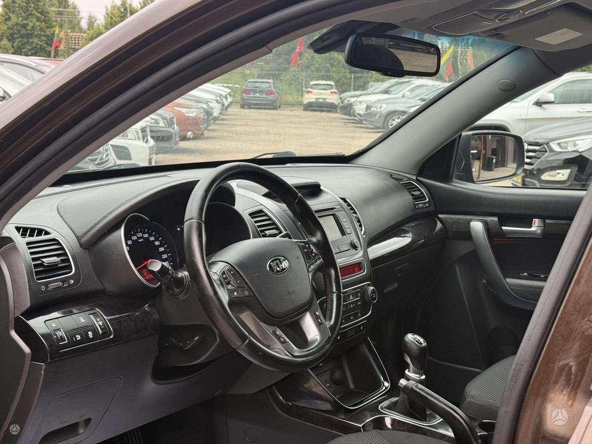 Kia Sorento 2013 — photo 12