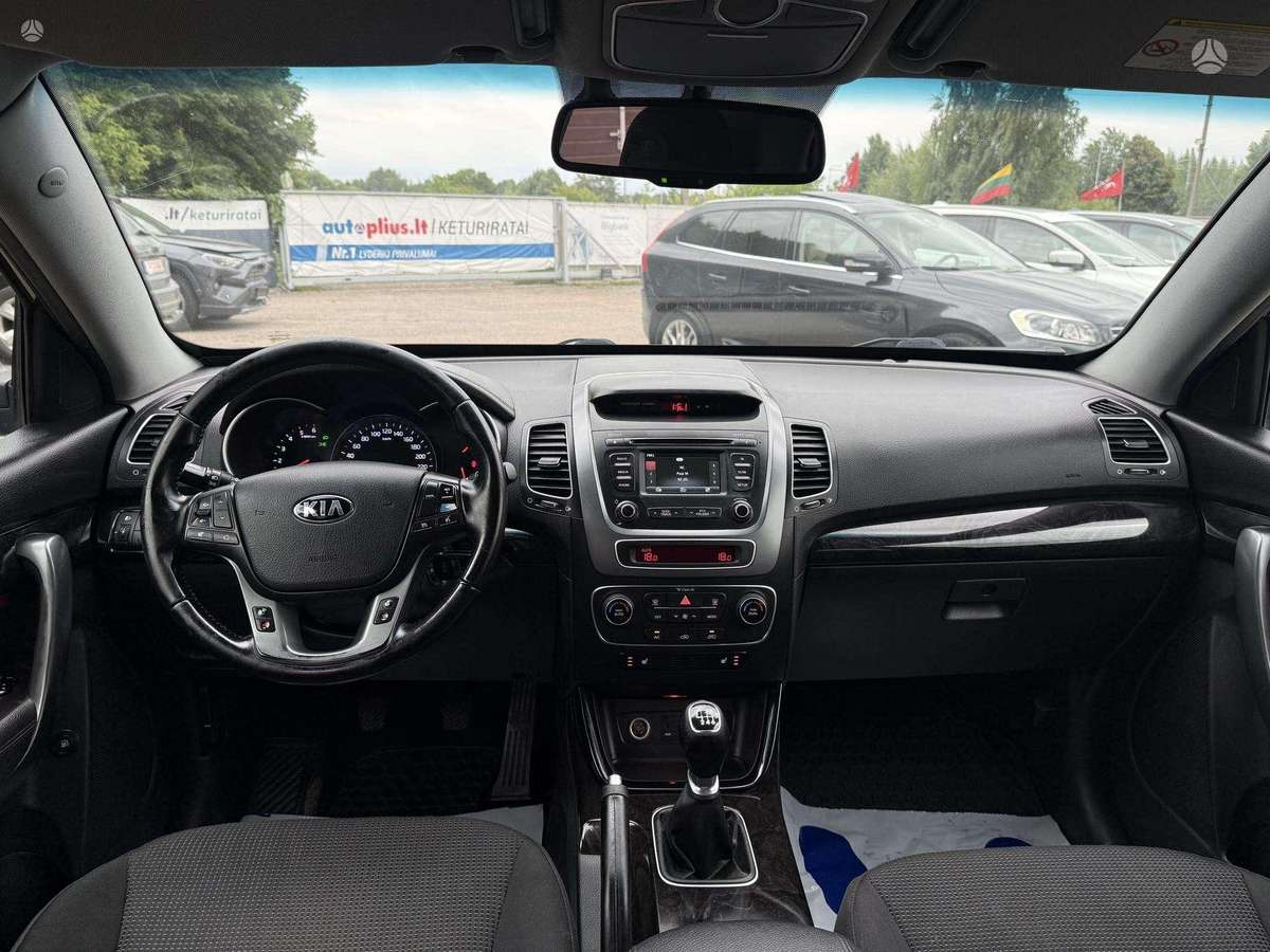 Kia Sorento 2013 — photo 14