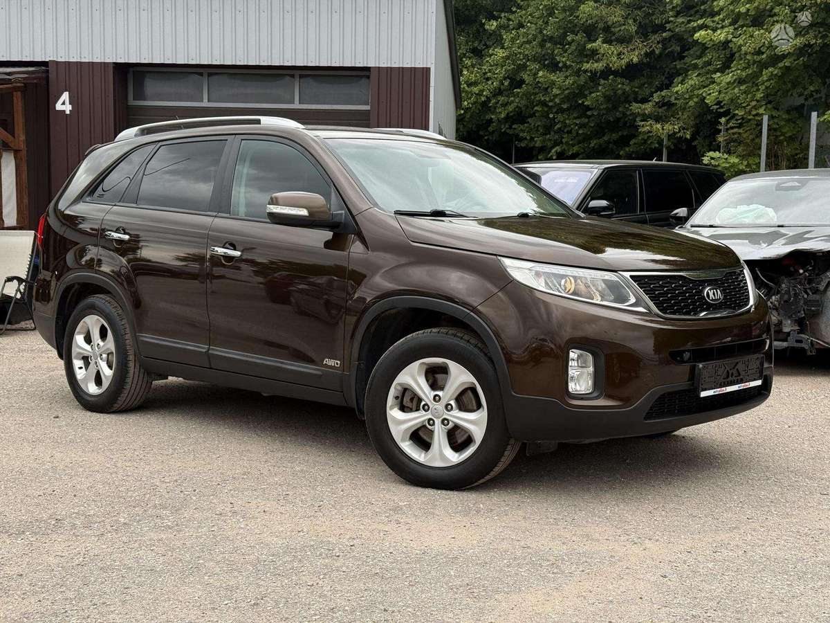 Kia Sorento 2013 — engine 2199 cm³, 197 HP (145kW)