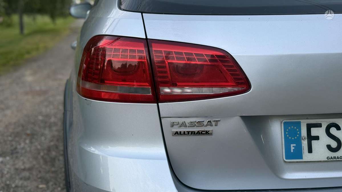 Volkswagen Passat 2014 — photo 8