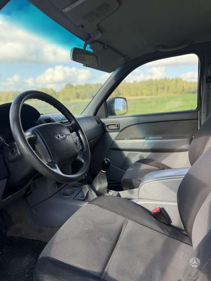 Ford Ranger 2009 — photo 10