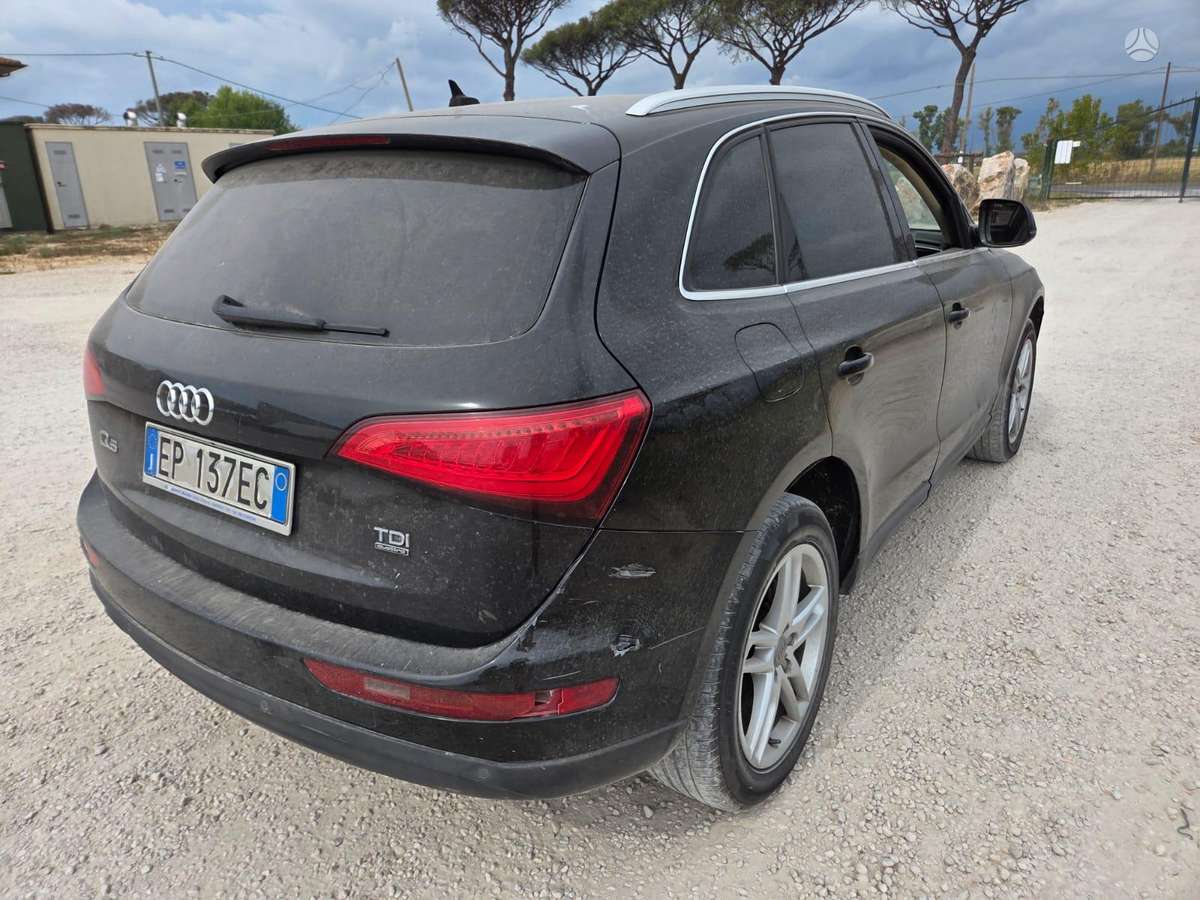 Audi Q5 2012 — interior