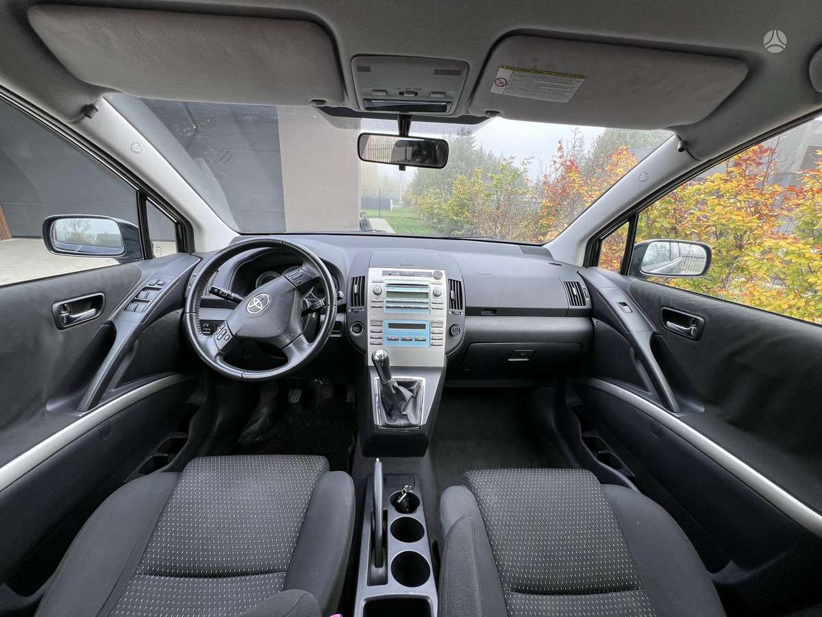 Toyota Corolla 2008 — двигун 2231 cm³, 136 HP (100kW)