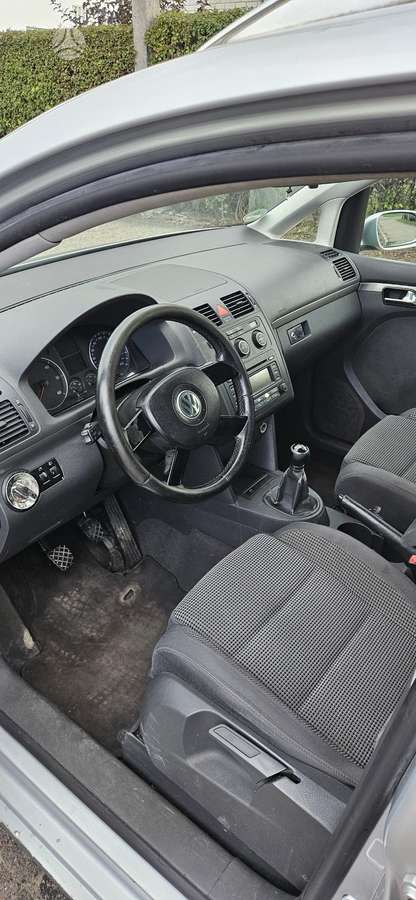 Volkswagen Touran 2005 — photo 5