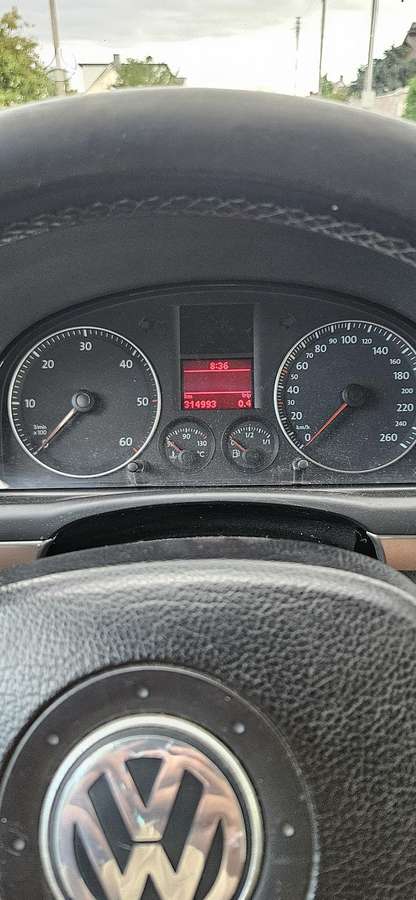Volkswagen Touran 2005 — photo 9