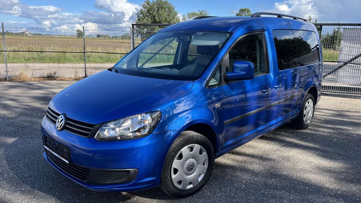 Volkswagen Caddy 2012 — rear view