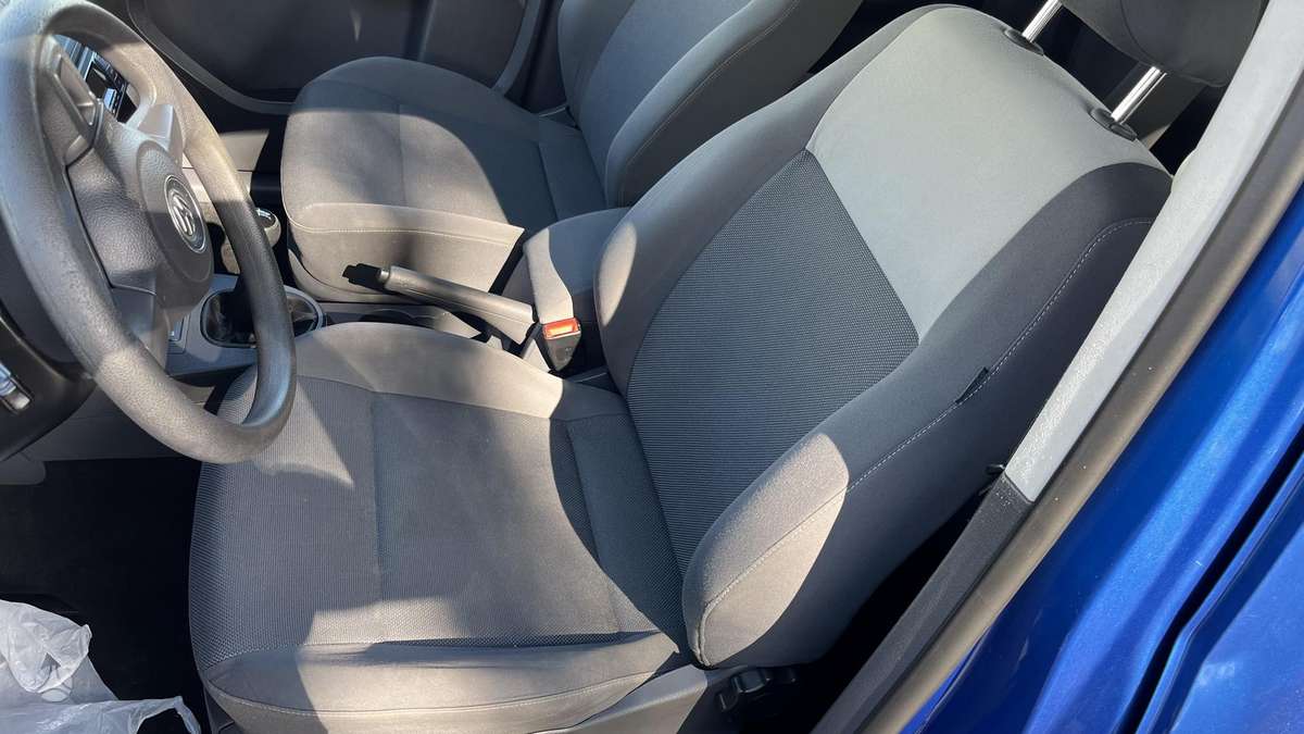 Volkswagen Caddy 2012 — photo 9
