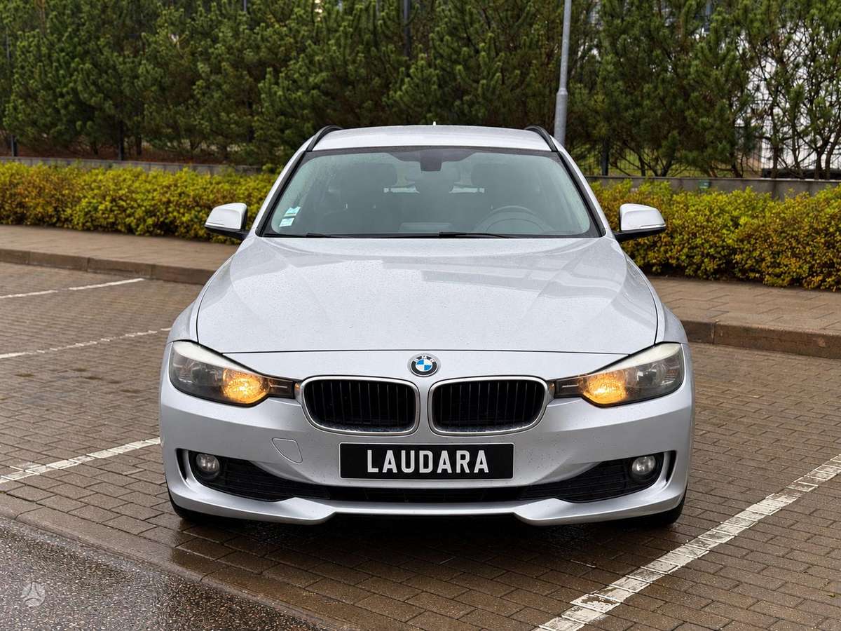 BMW 318 2013 — photo 10