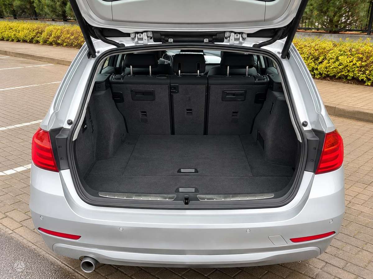 BMW 318 2013 — photo 5