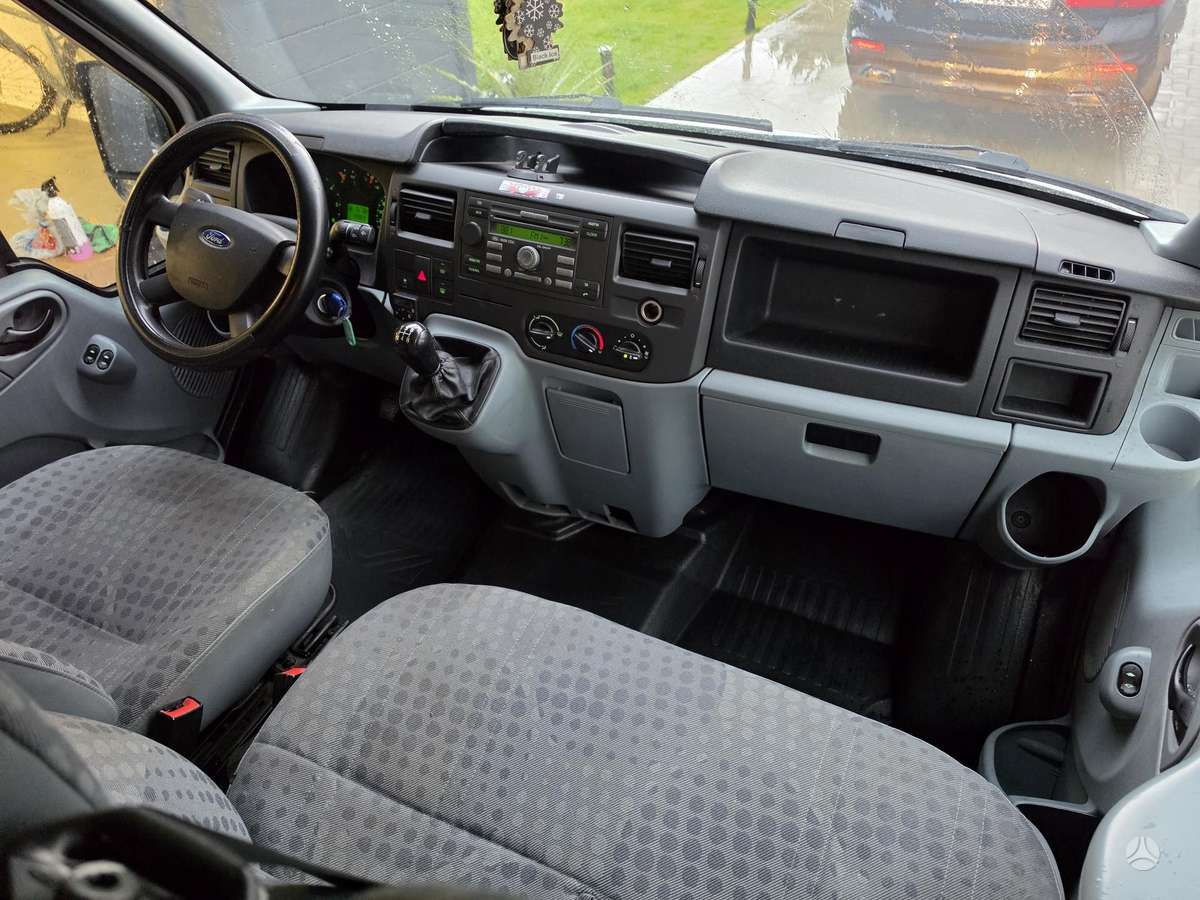 Ford Transit 2007 — photo 10