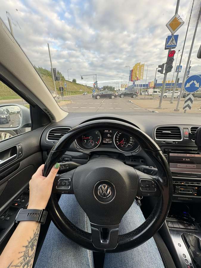 Volkswagen Golf 2012 — авто для ЗСУ з Європи