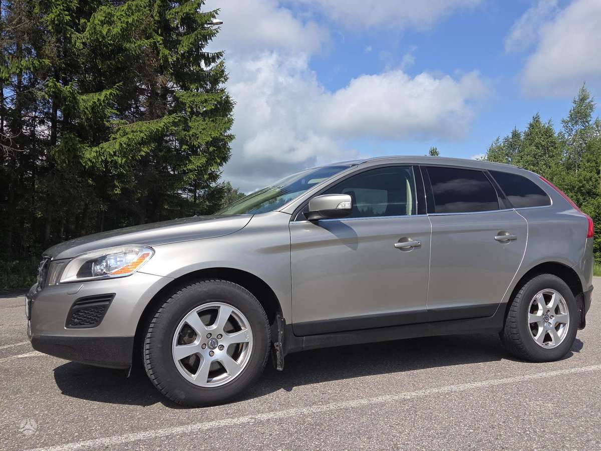 Volvo XC60 2011 — photo 5