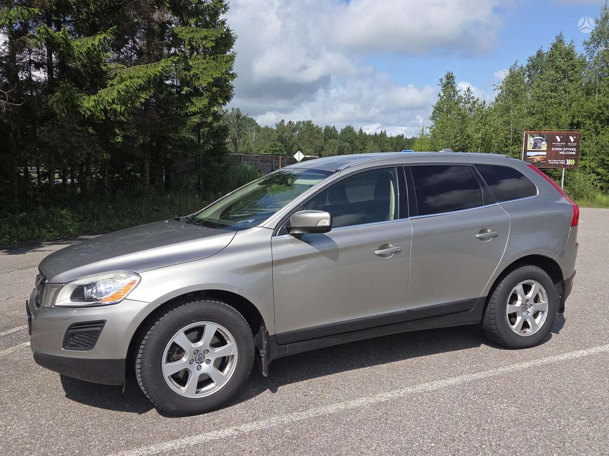 Volvo XC60 2011 — photo 6