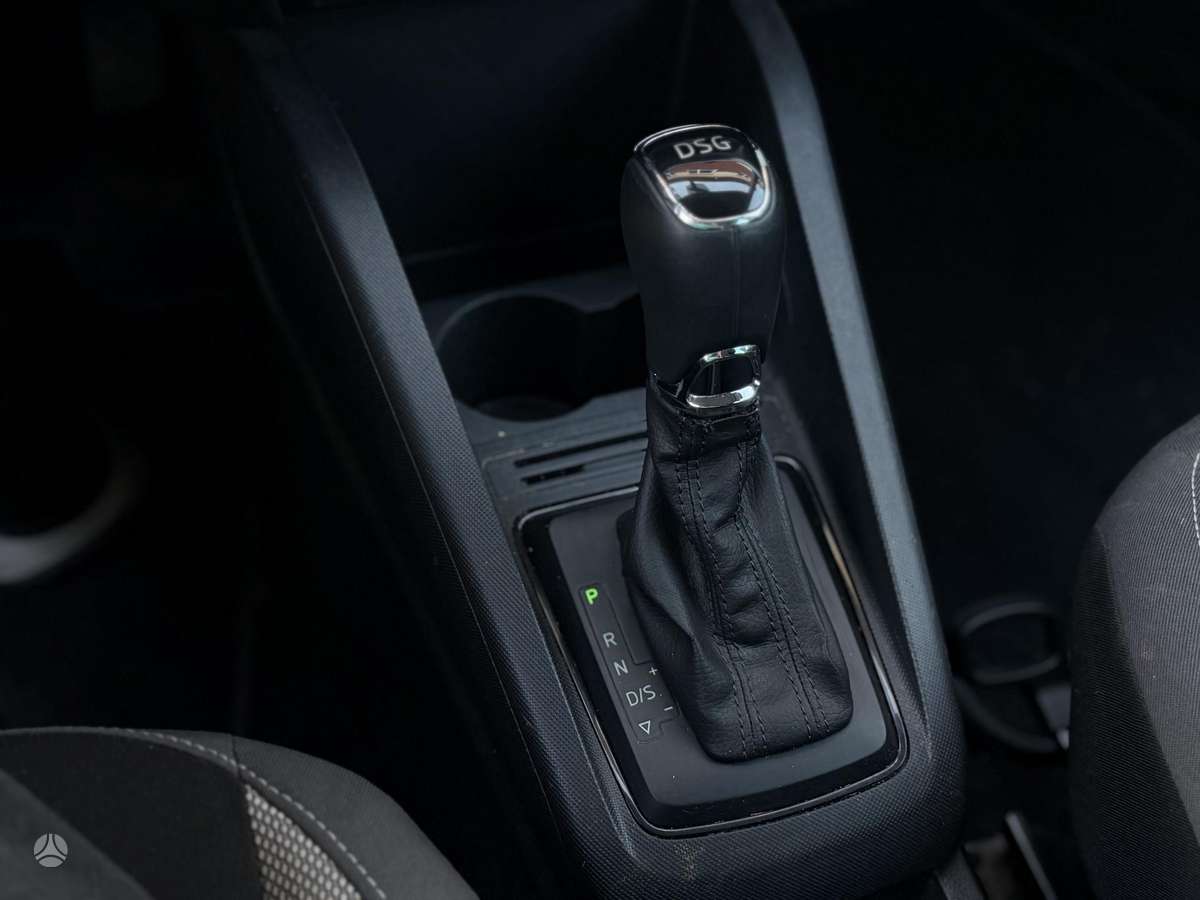 Skoda Fabia 2015 — photo 10