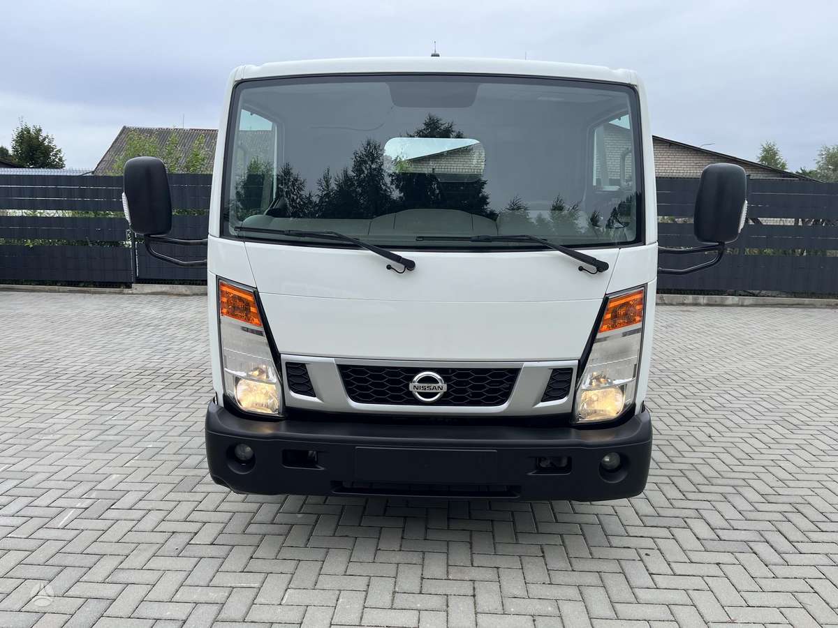 Nissan Cabstar 2014 — двигун 2500 cm³, 145 HP (107kW)