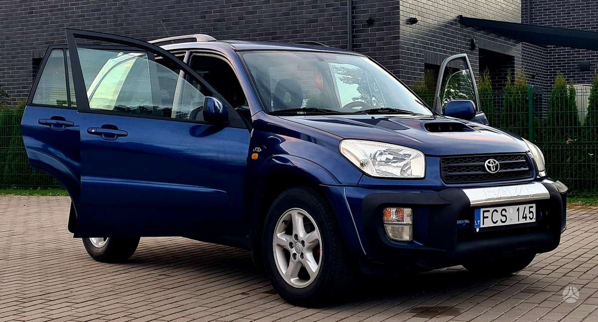 Toyota RAV4 2004 — фото 21