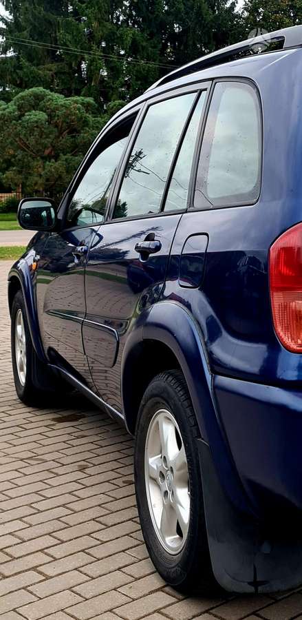 Toyota RAV4 2004 — фото 26