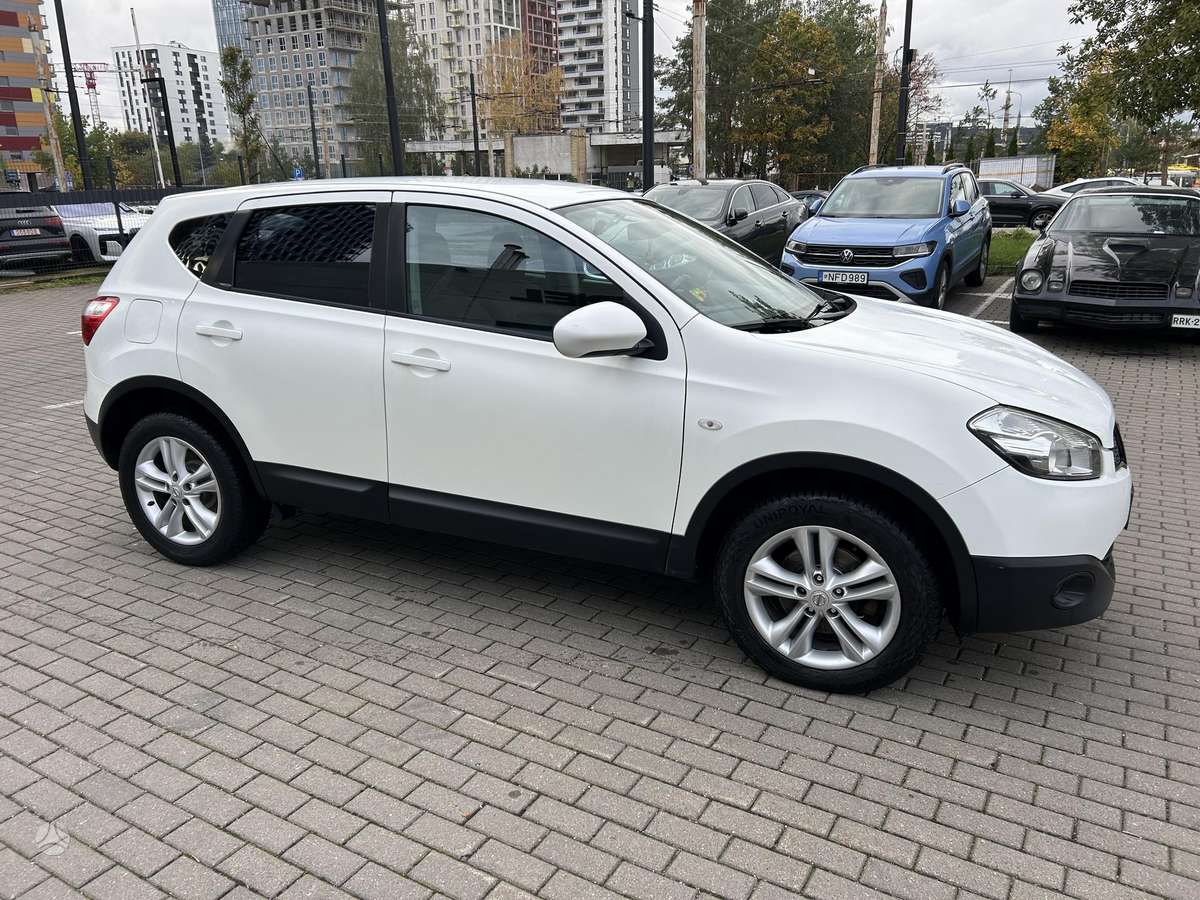Nissan Qashqai 2011 — фото 5