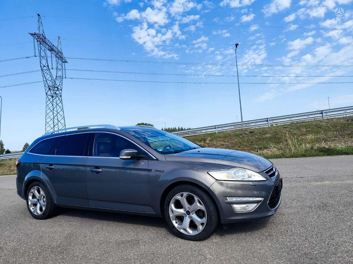 Ford Mondeo 2010 — photo 15