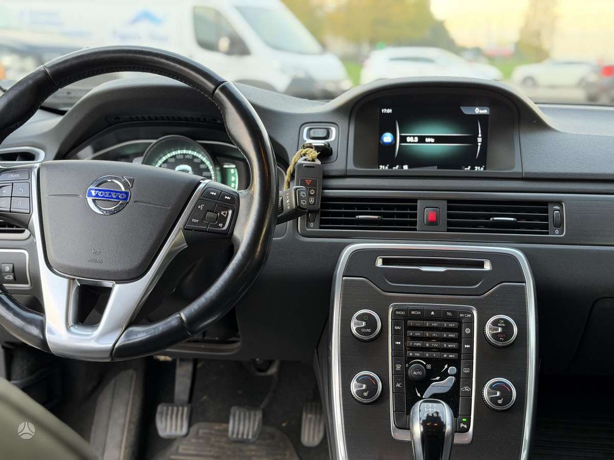 Volvo XC70 2014 — photo 13