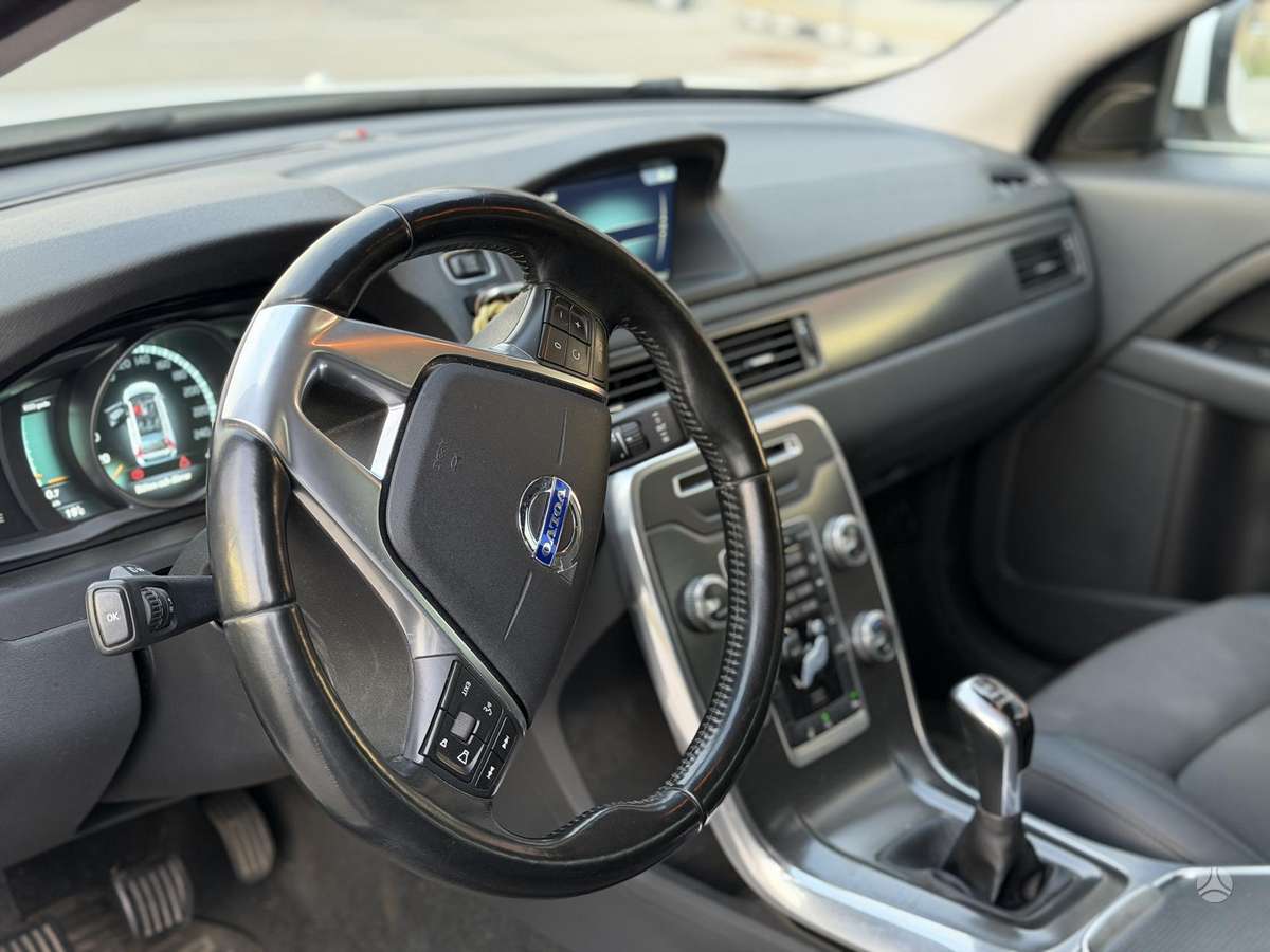 Volvo XC70 2014 — photo 9