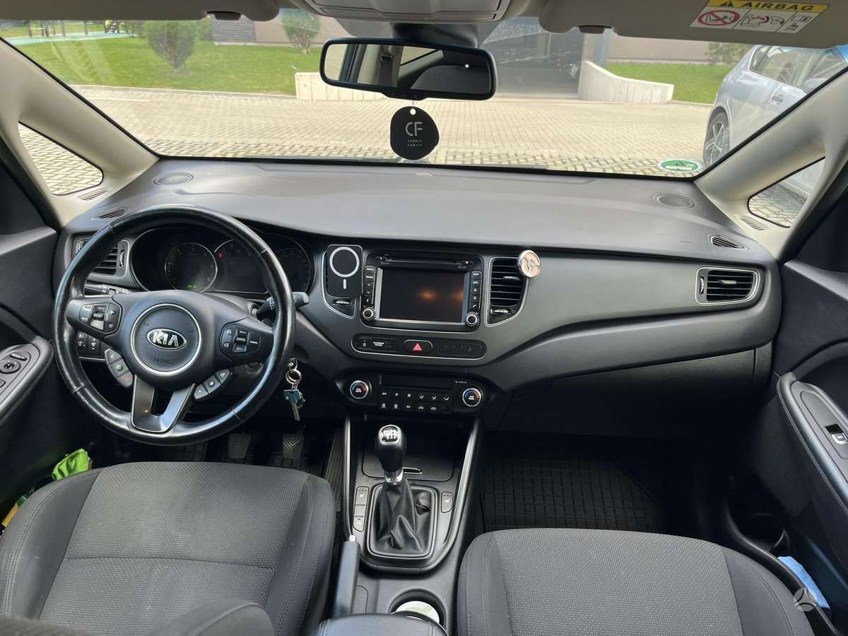 Kia Carens 2014 — photo 11
