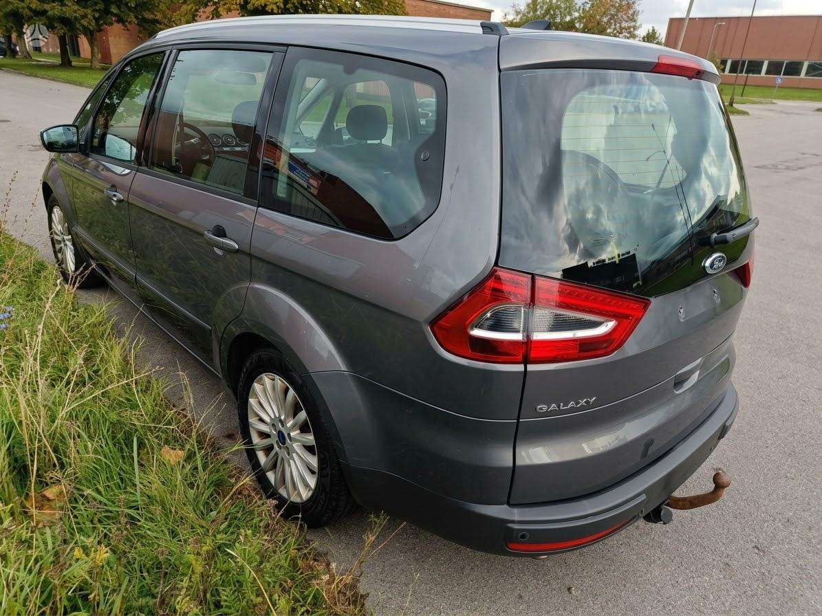 Ford Galaxy 2015 — салон
