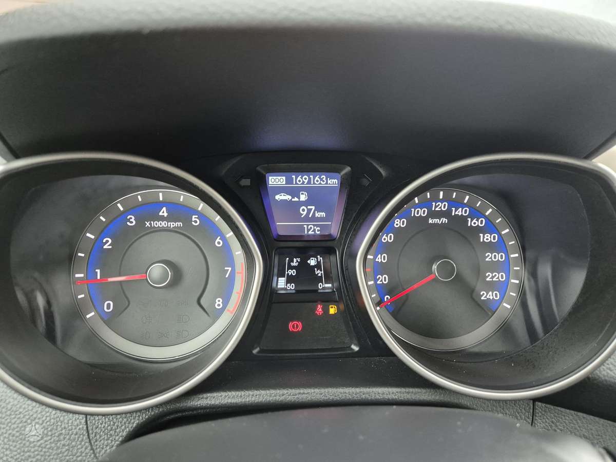 Hyundai i30 2013 — фото 14