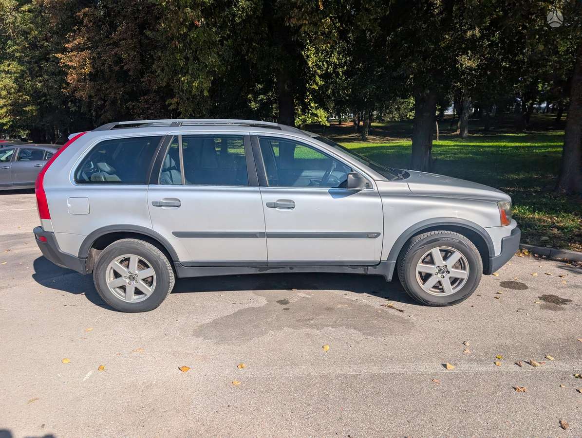 Volvo XC90 2006 — салон