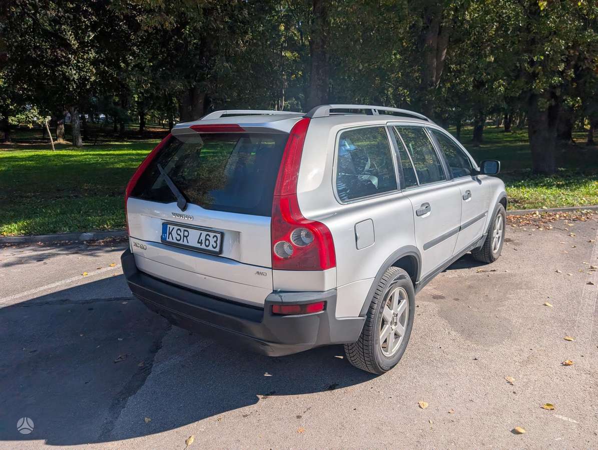 Volvo XC90 2006 — двигун 2401 cm³, 185 HP (136kW)