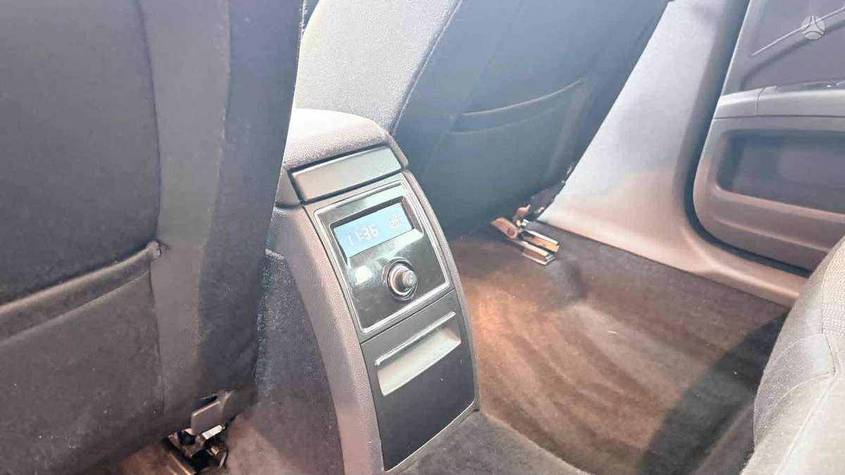 Skoda Superb 2014 — photo 10